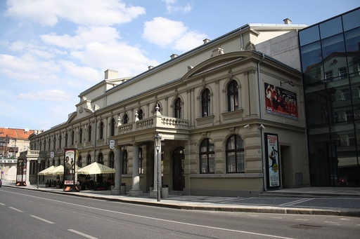 Hudební divadlo Karlín