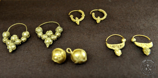 Velkomoravské šperky nalezené ve Starém Městě. ČTK/Glück Dalibor